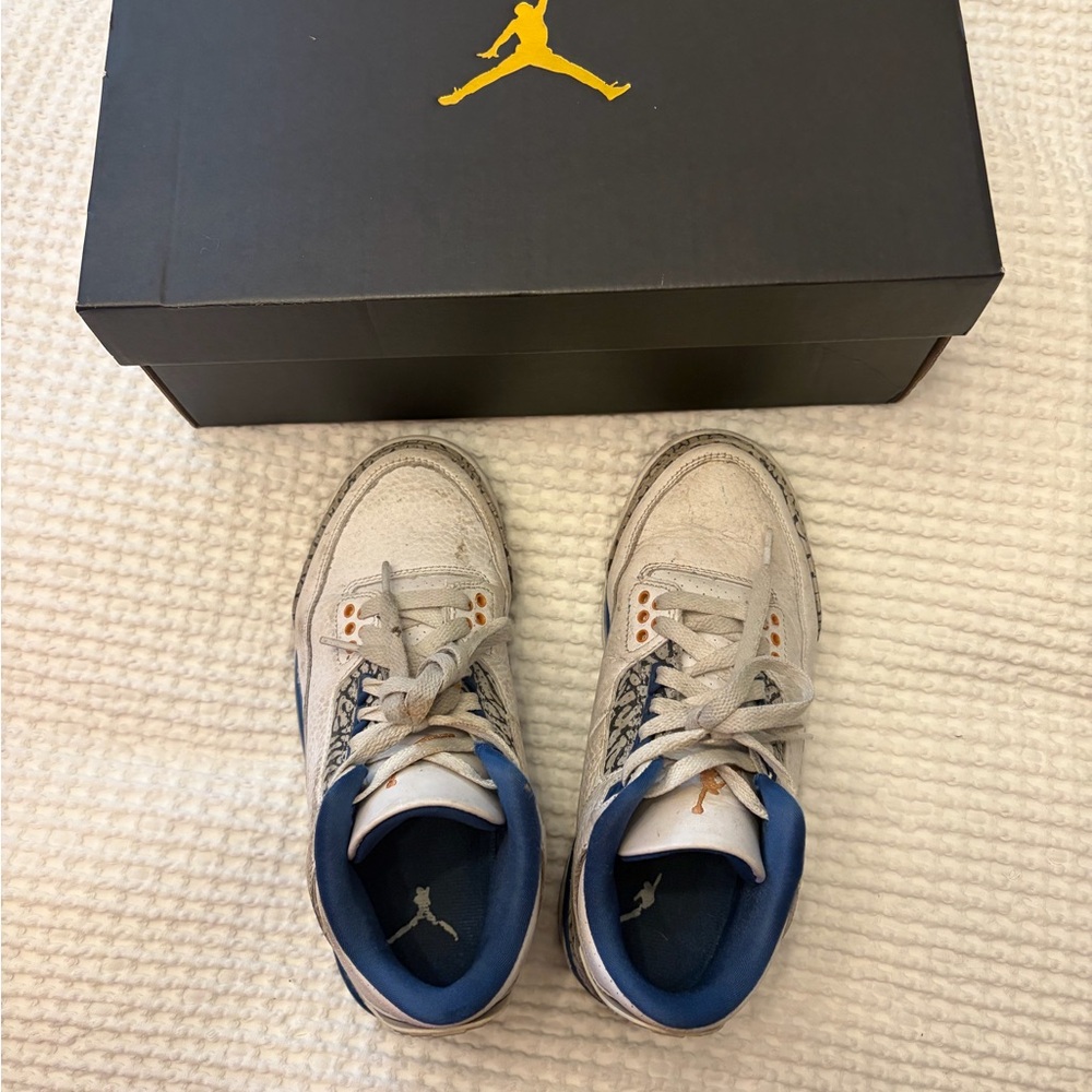 Boys Jordan Retro Low-Top Sneakers in Sail, Navy, and Orange Accent